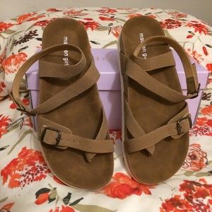 steve madden footbed sandals